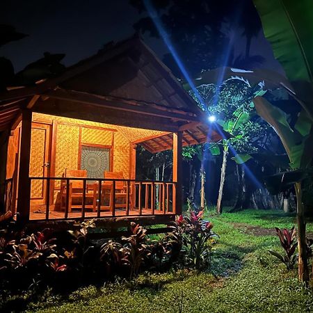 Banana Bungalows Тетебату Стая снимка
