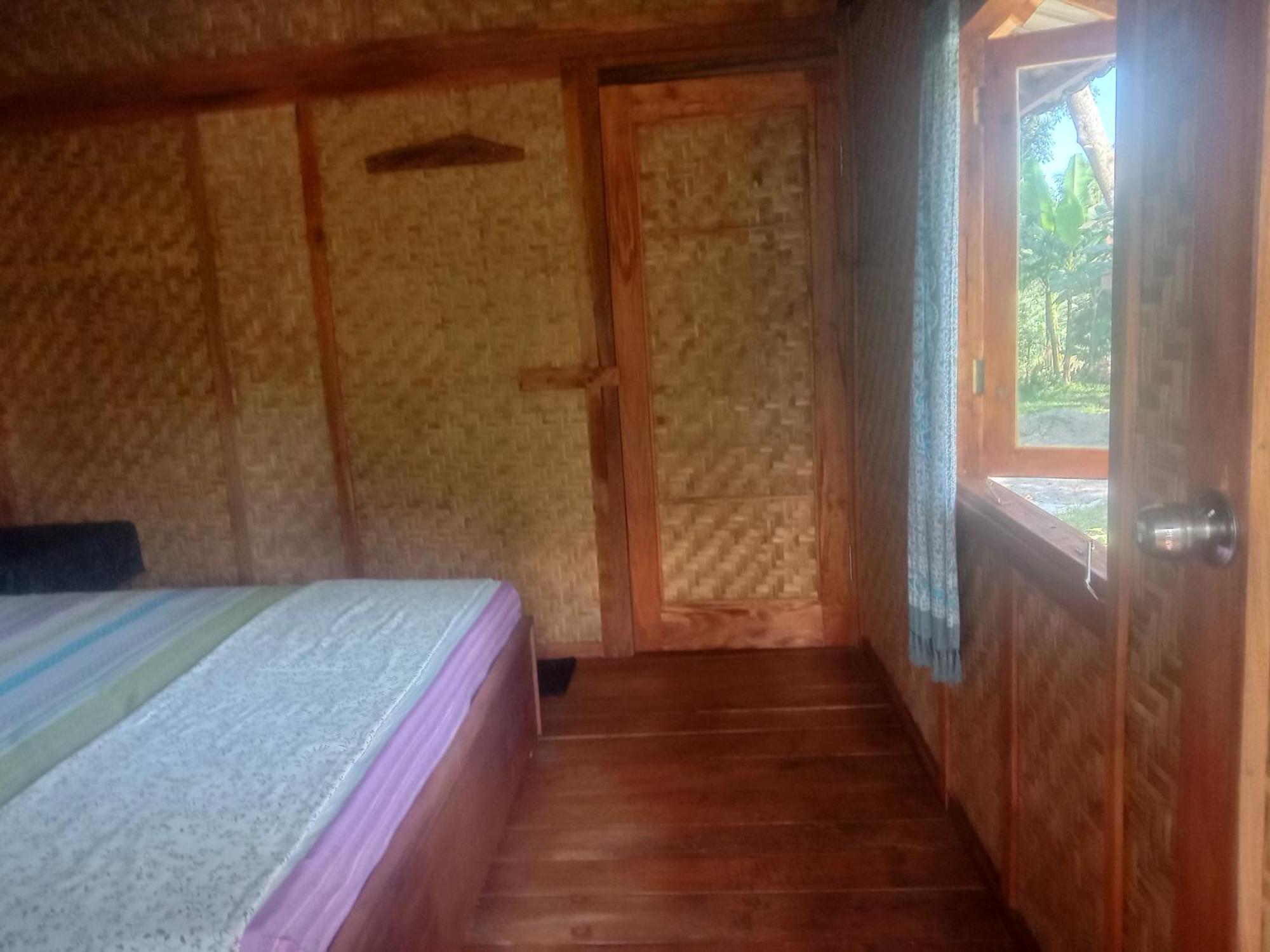 Banana Bungalows Тетебату Екстериор снимка