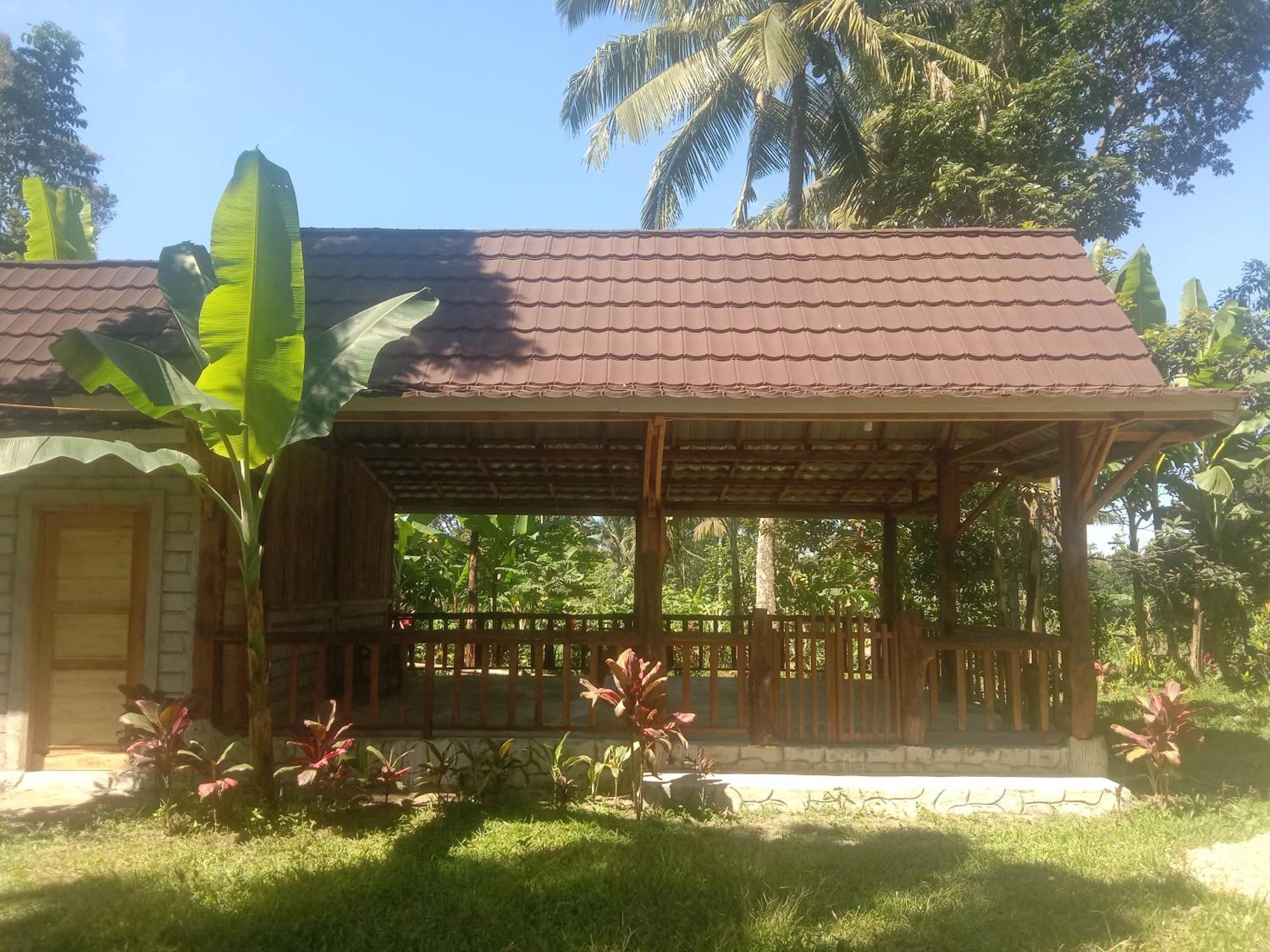 Banana Bungalows Тетебату Екстериор снимка