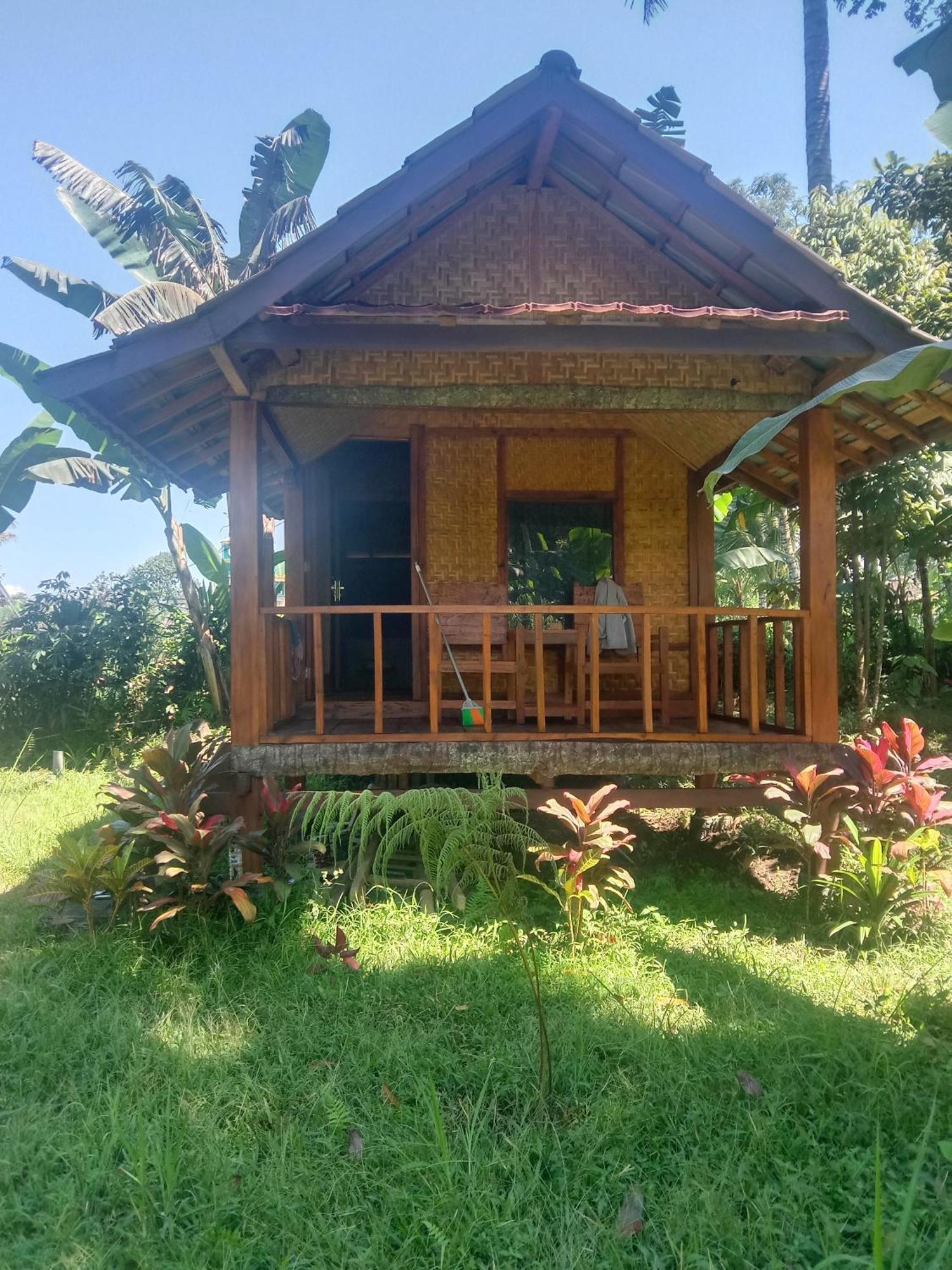 Banana Bungalows Тетебату Екстериор снимка